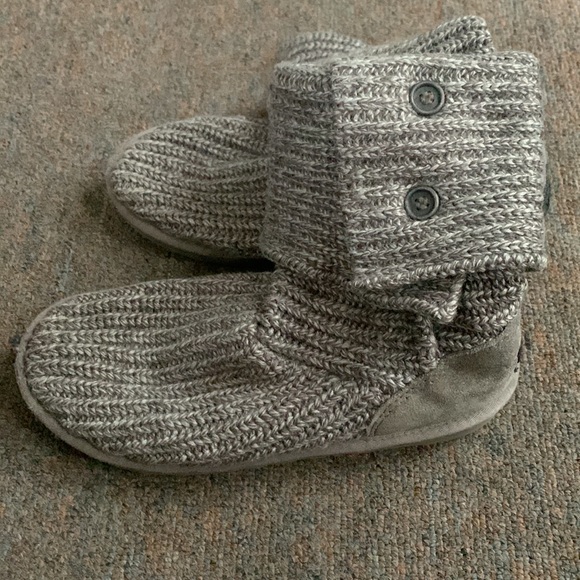 Authentic Ugg boots gray classic cardy - Picture 2 of 5